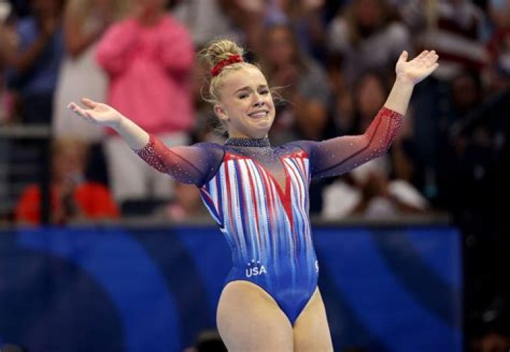 How Tall is Jocelyn Robinson: A Comprehensive Guide