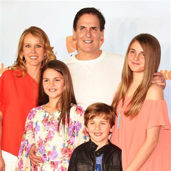Mark Cuban Family: An Insight into the Life of the Billionaire Entrepreneur