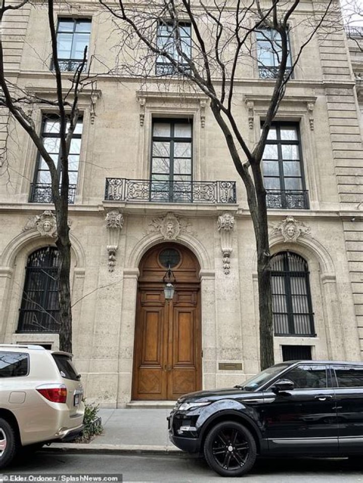 Taylor Swift's New York House: A Peek Inside the Singer's Luxurious Abode